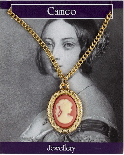 Small Cameo Pendant - Gold Plated